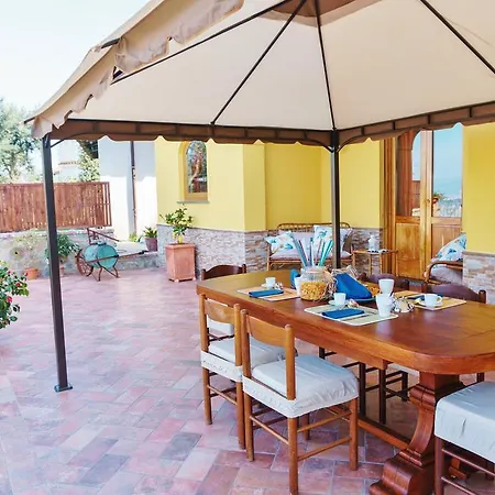 Sea's Overview Holiday home *